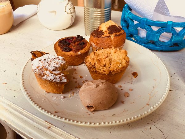 Can You Master the Art of Perfect French Madeleines with Lemon Zest?